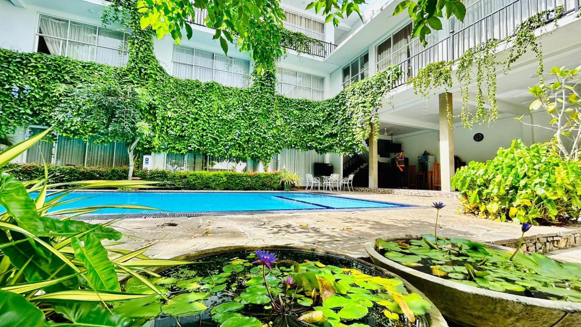 Salubrious Resort Anuradhapura Luaran gambar